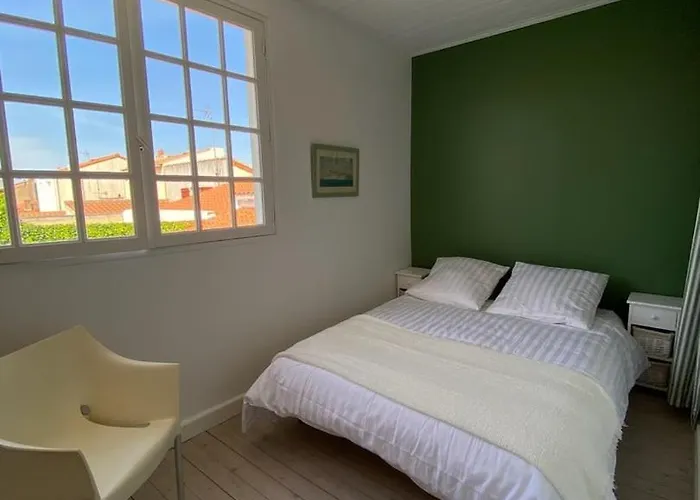 Maison d'hôtes L'eucalyptus, Charmante Maison Familiale, Arago 4*