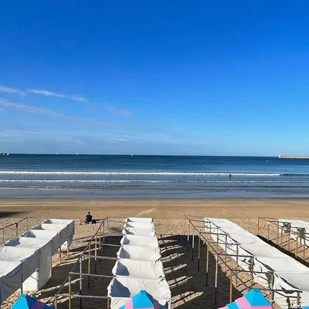 L'eucalyptus, Charmante Maison Familiale, Arago Πανσιόν