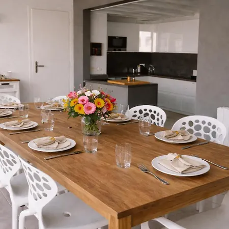 בית הארחה L'eucalyptus, Charmante Maison Familiale, Arago